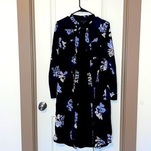 NWOT Banana Republic New long sleeve dress
